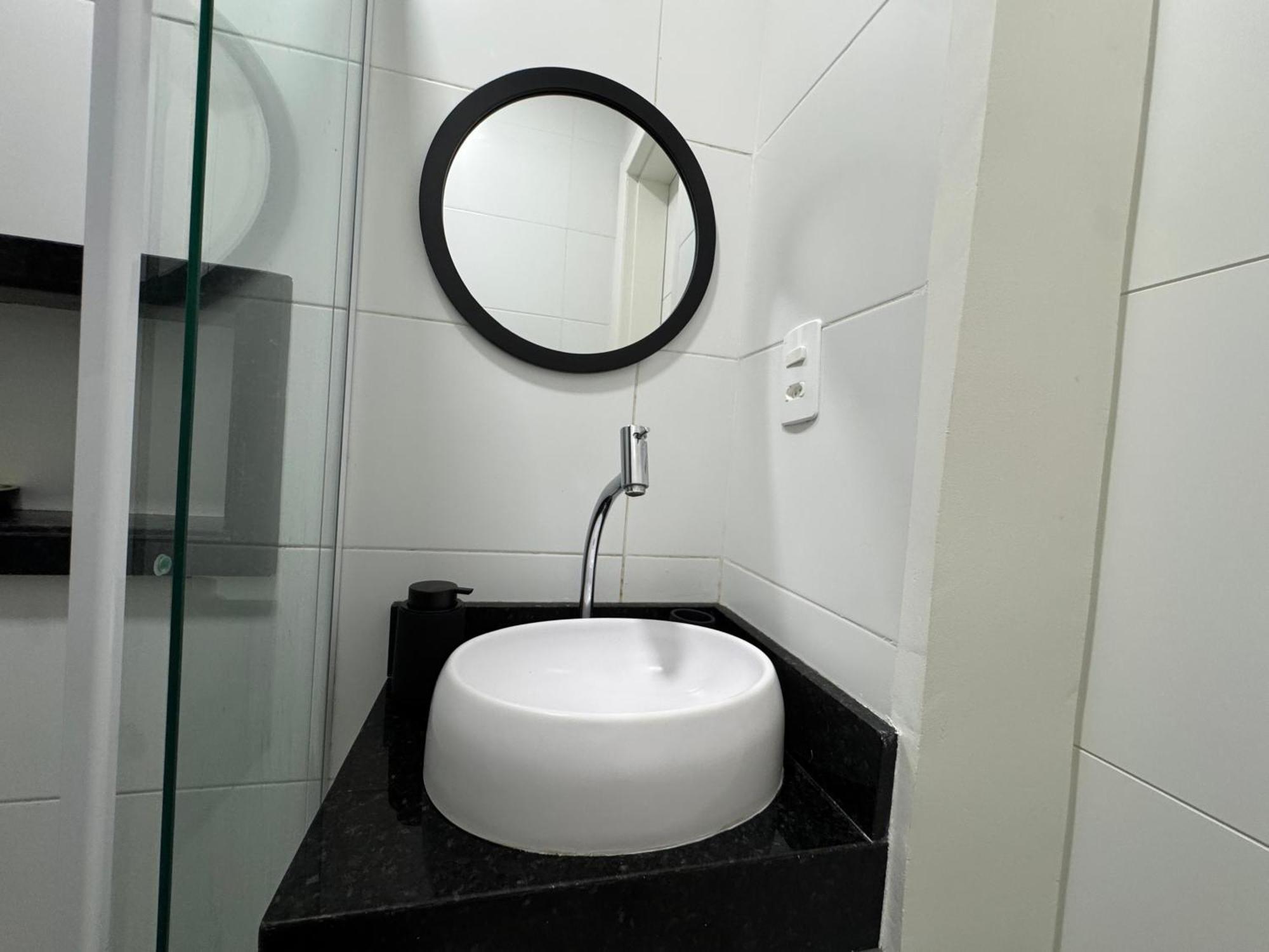 Just 2 Blocks From Copacabana Cozy & Convenient Retreat! Apartamento *